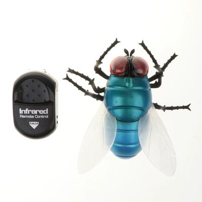 Infrared Remote Control Fly RC Animal Toy Prank Reptile Inse