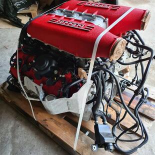 458 发动机总成 308 4.5L F136FB 375 360 348 296 适用法拉利