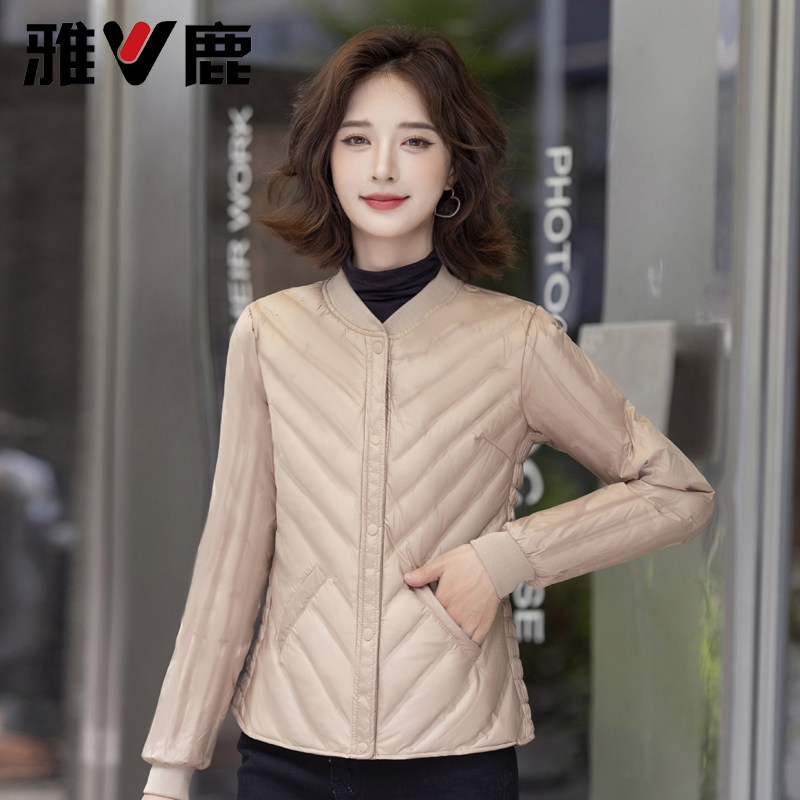 短款圆领白鸭绒羽绒服