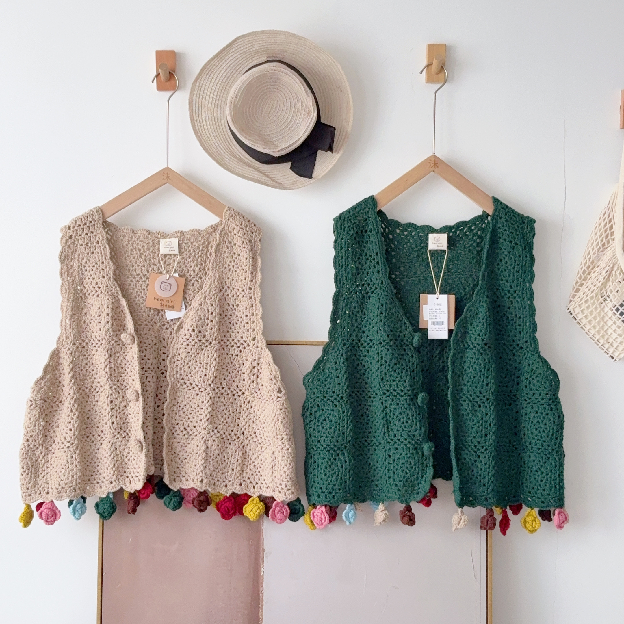 马甲熊姑娘森日系复古手作小众钩花镂空针织背心叠穿百搭推荐0133