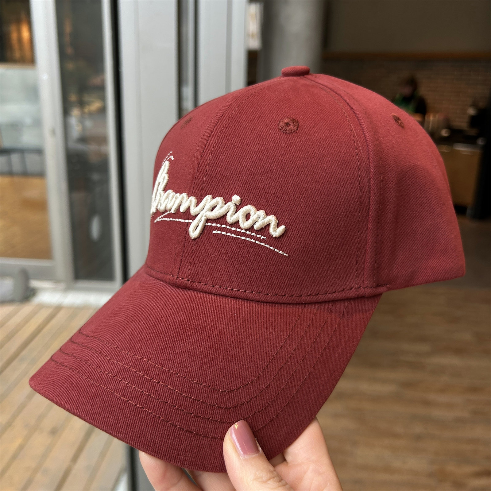 四季新款刺绣字母硬顶棒球帽女休闲百搭逛街情侣款显脸小鸭舌帽