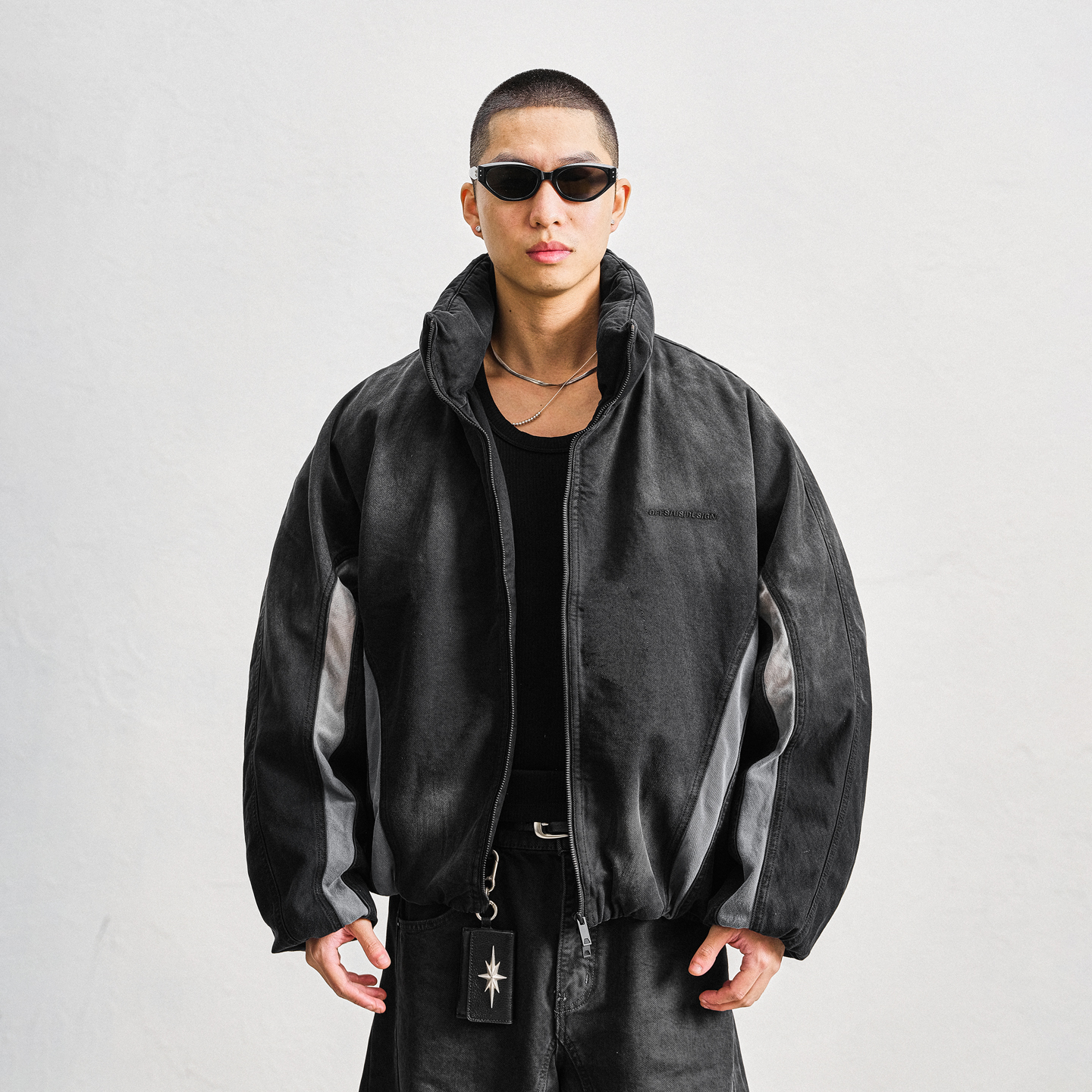 90白鸭绒帅气潮流立领羽绒服男