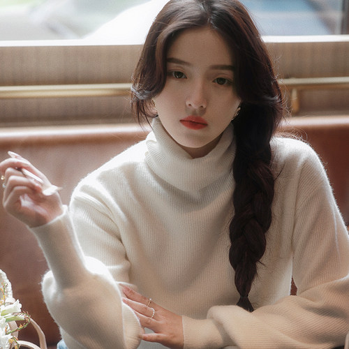 AZure简约软糯全羊毛高领毛衣