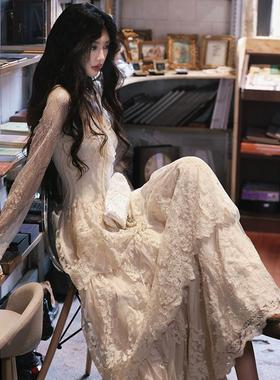 AZure法式复古轻婚纱三层塔蕾丝蛋糕裙重工荷叶V领长裙气质大裙摆