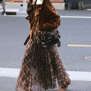 AZure法式 复古格纹半裙斜格百褶压轴工艺显瘦气质百搭通勤长裙女