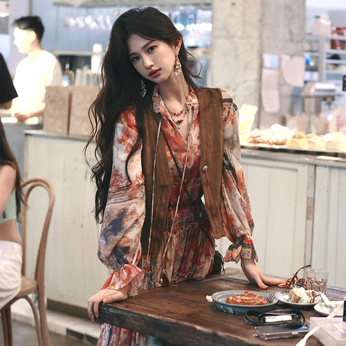 气质秋冬麂皮马甲AZure法式复古