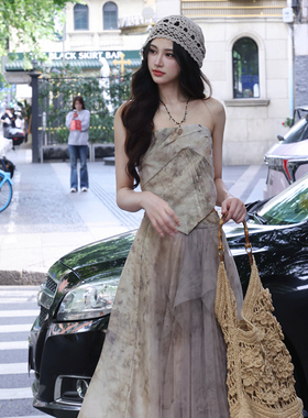 AZure温柔复古印花不规则抹胸上衣高腰拼纱晕染半裙气质显瘦套装