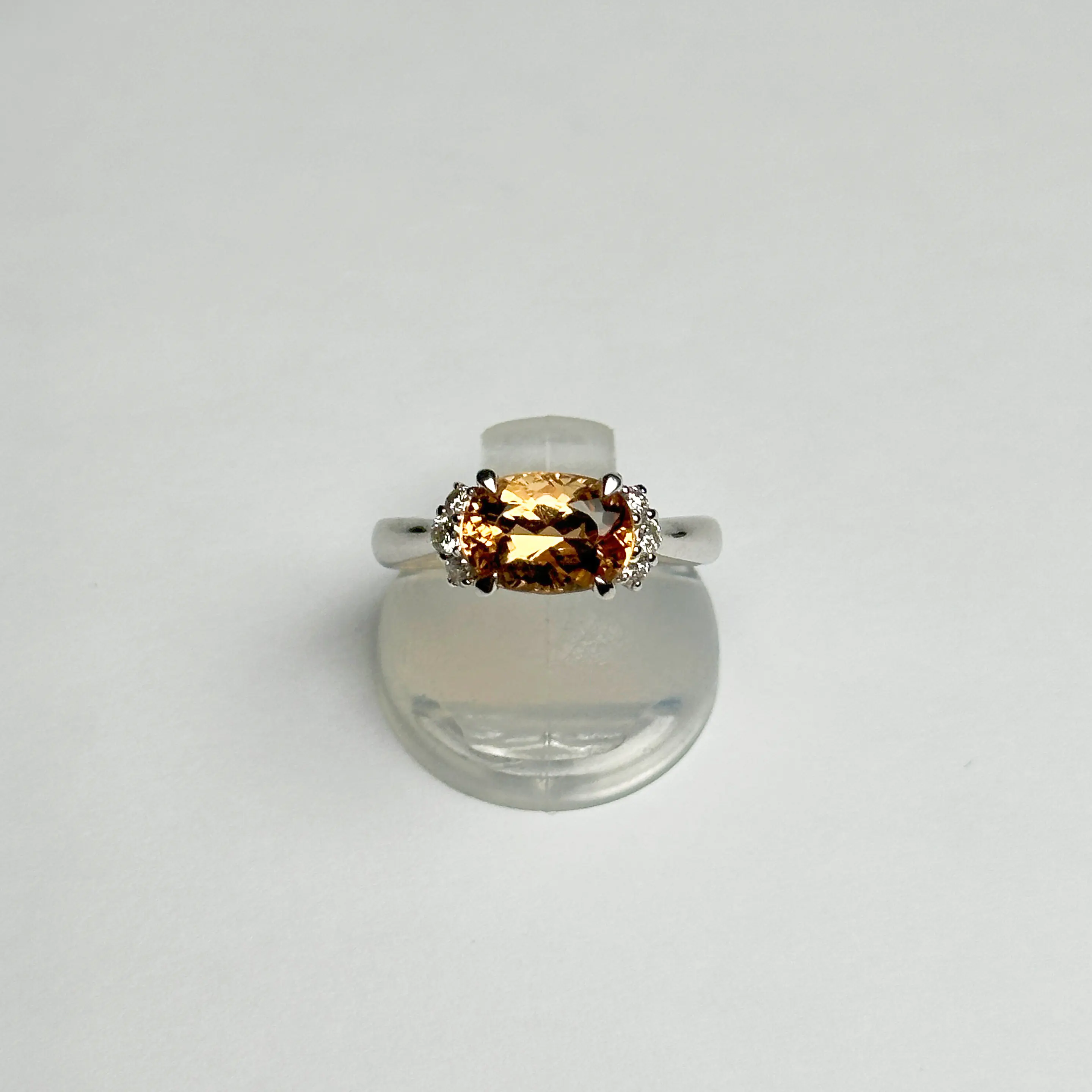 日本中古托帕石2.38克拉两侧搭配共20分白钻石配件pt900材质,饰品/流行首饰/时尚饰品新,戒指/戒面,淘宝优惠券,粉丝福利购,淘宝优惠卷