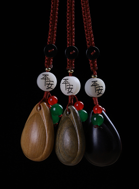 绿檀木雕刻手机挂件背包挂饰吊坠