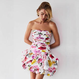 甜辣修身印花花苞裙2025夏抹胸压褶俏皮短款连衣裙女广州涤纶单件