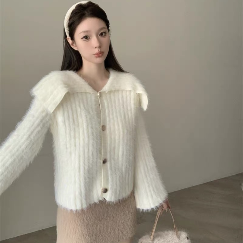 娃娃领毛衣外套女秋冬装新款宽松温柔风甜美奶系针织开衫百搭上衣