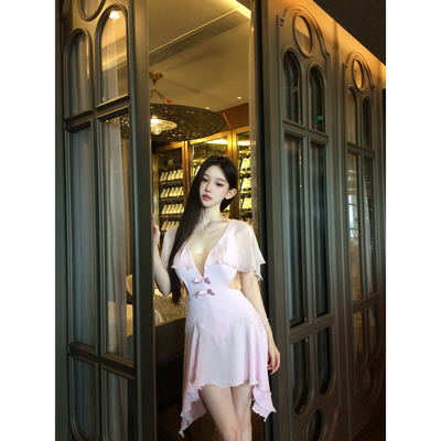 林悠 定制【8k+ef 超仙定染粉v领披肩纯真丝贵气感仙女连衣裙】