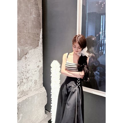 林悠【pradda2025新款轻奢减龄立体系带半身裙 2w+】加长了更洋气