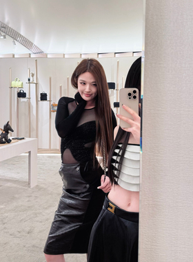 林悠 7k+定珠闪钻交叉上衣