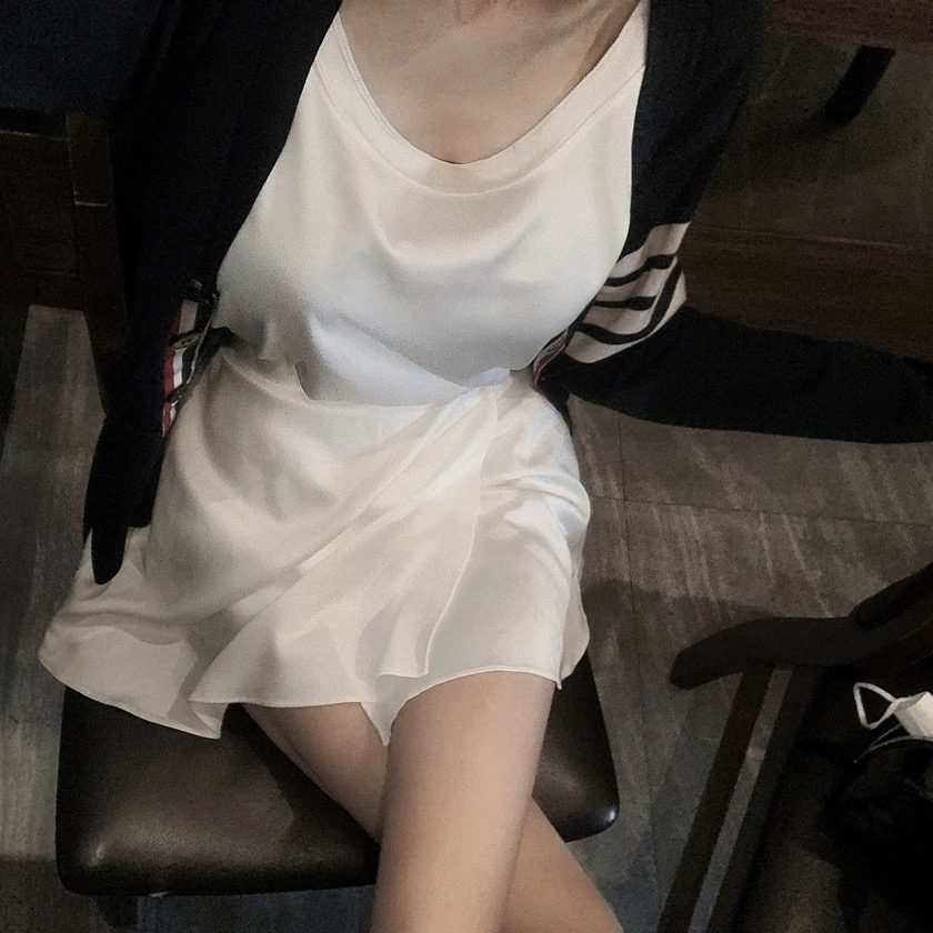 林悠 韩国女生一套设计感背心短裙外套2024温柔成熟气质时尚套装