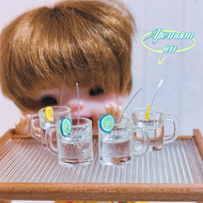 52DOLLHOUSE 微缩食玩场景模型 小布娃娃屋配件 迷你柠檬水杯D328