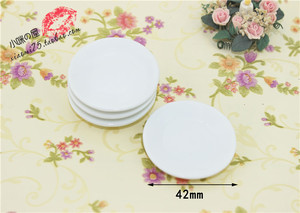 52DOLLHOUSE 微缩食玩场景模型 娃娃屋配件迷你陶瓷食物盘碟C3022