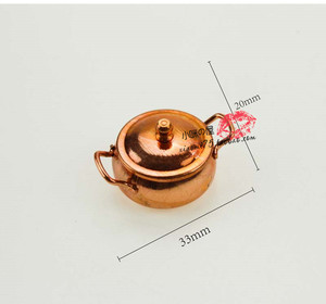 52DOLLHOUSE 微缩食玩场景模型 娃娃屋配件迷你金色小锅 汤锅L165