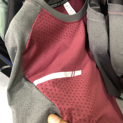 高弹短袖速干训练服透气