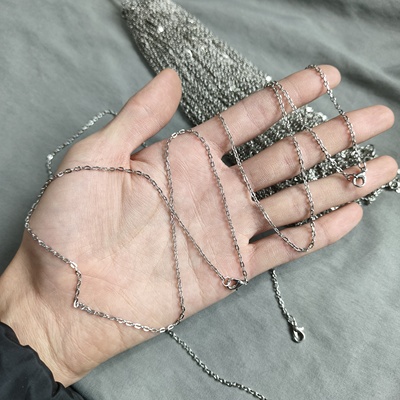 9075 一捆100条龙虾扣项链链条长46厘米 龙虾扣是合金