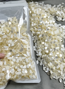 m606 亚克力猫眼贴片一包半斤