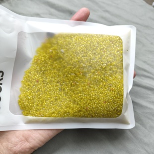 量 图片全部 m542 2.5mm柠檬黄幻彩米珠一包半斤