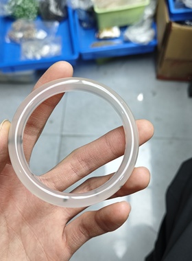 60圈口玛瑙手镯一条k176