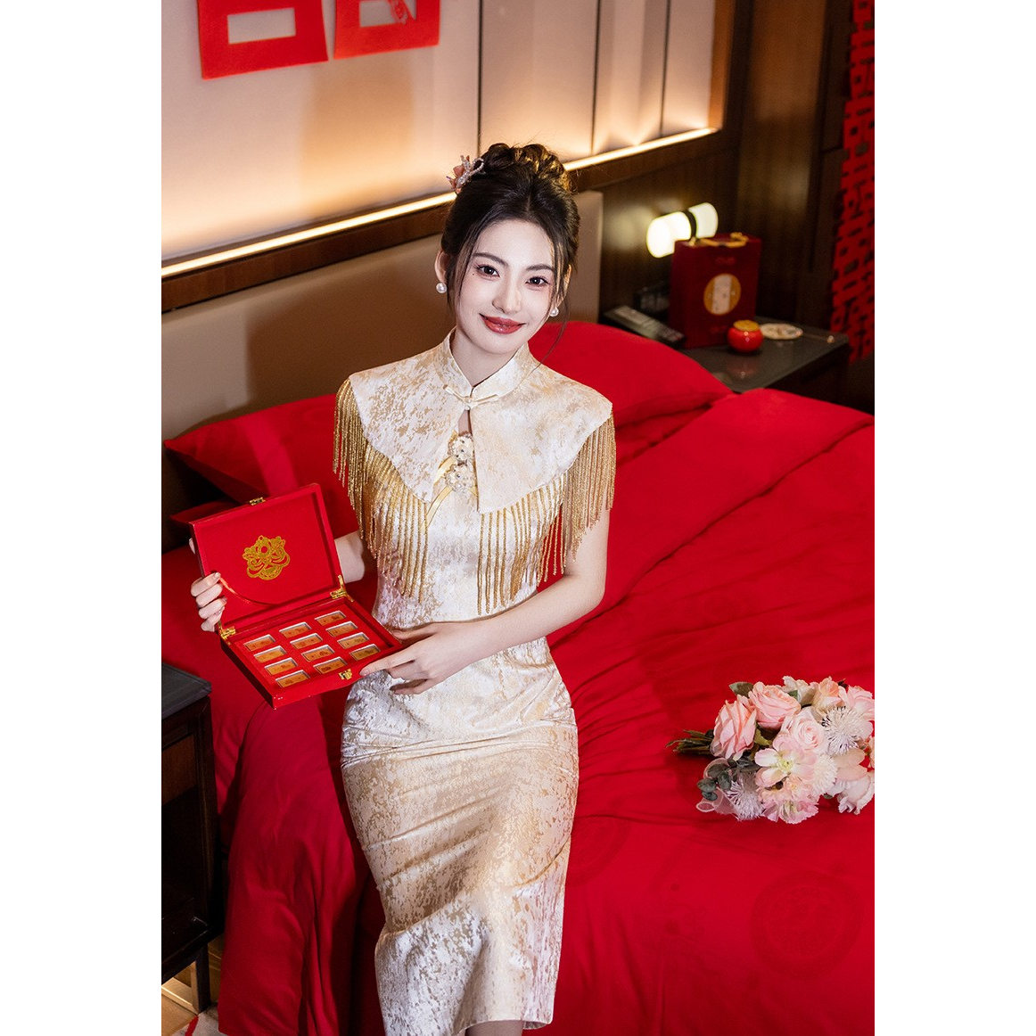 新中式大方得体素雅香槟色流苏披肩旗袍订婚礼服新娘敬酒服连衣裙