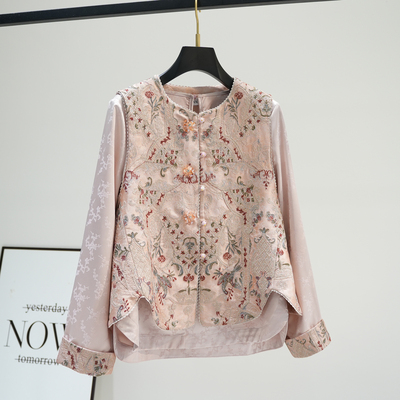 新中式刺绣两件套女2026春季新品国风马甲提花暗纹卷边袖上衣套装