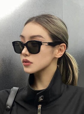 方框墨镜女款2026新款防紫外线设计感太阳眼镜高级感旅游拍照出片