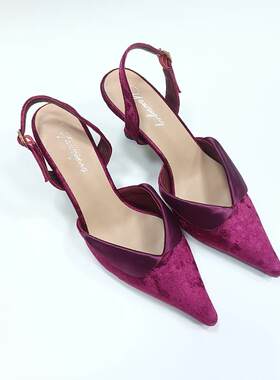 包头甜美气质法式高跟粉色凉鞋