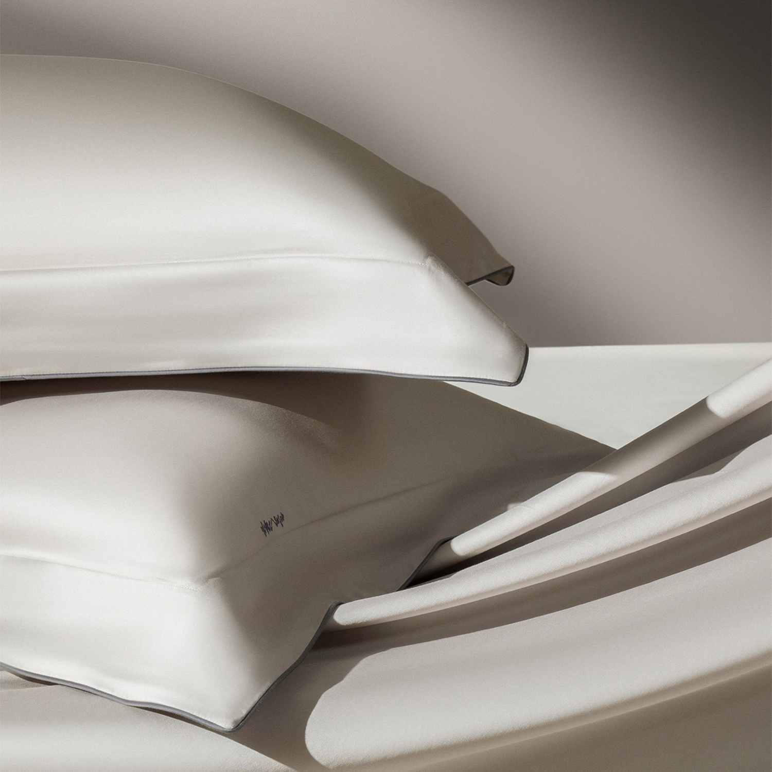 新款140支匹马棉刺绣四件套纯色简约套件高端纯棉柔软床上用品