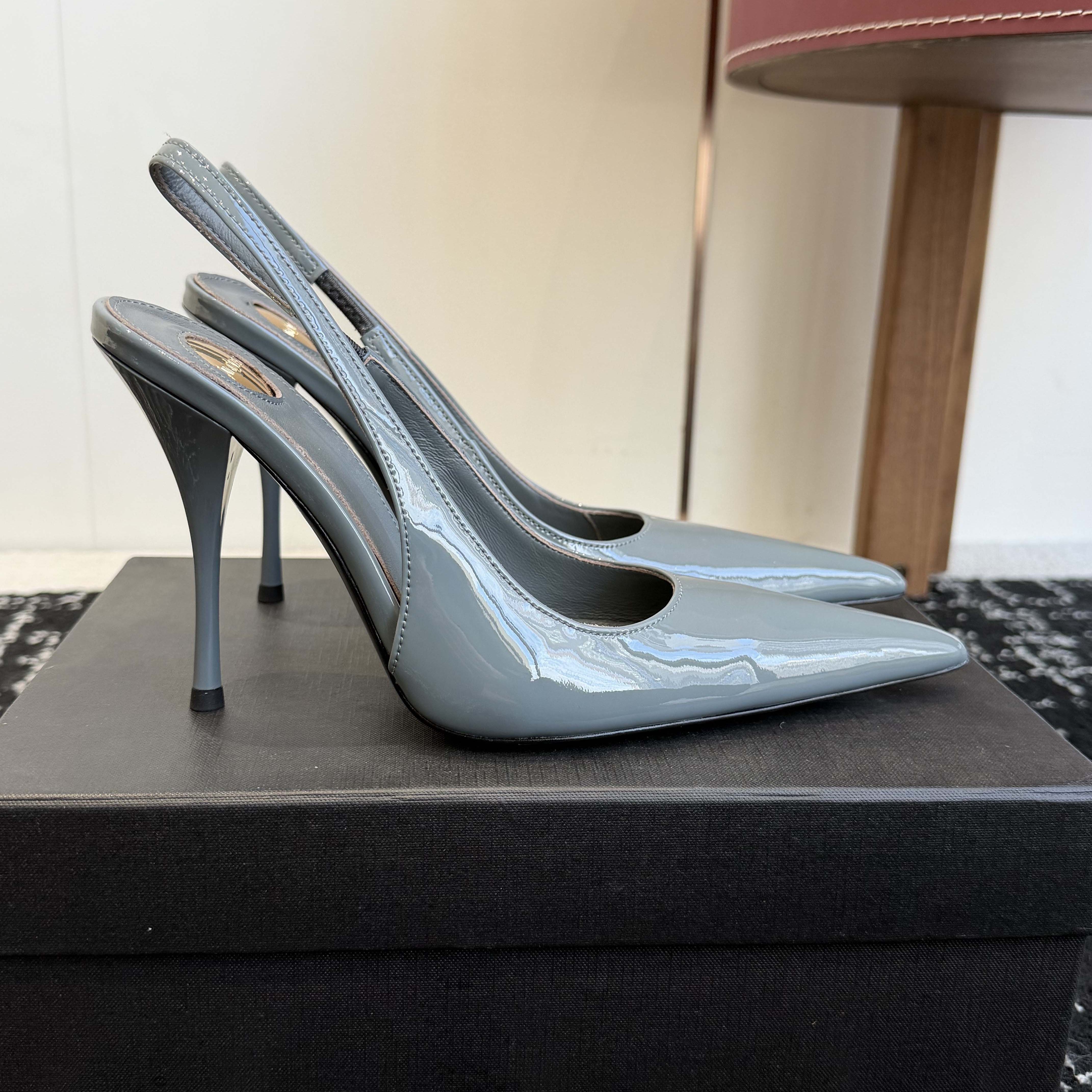 高定真皮绝美性感尖头高跟鞋细跟小众包头凉鞋10cm2026年春夏新款