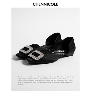 2cm职场轻奢风方钻扣中空浅口平底2026年新款 单鞋 凉鞋 陳妮可