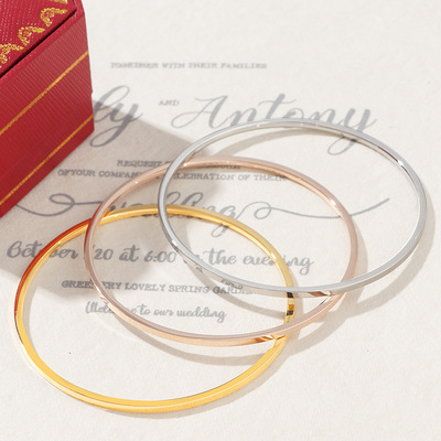 细款素圈光面钛钢不掉色手镯女