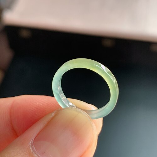 天然A货冰种黄翡翠素圈戒指