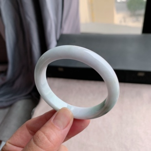 缅甸天然A货翡翠 56圈口白月光正圈手镯玉镯T11