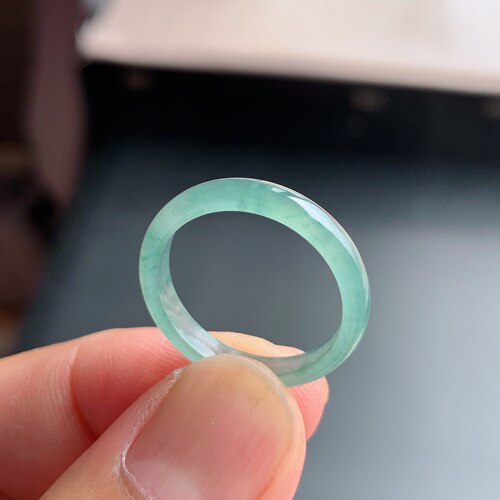 天然A货冰种翡翠天空蓝素圈戒指