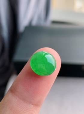 缅甸天然A货翡翠 冰糯种满绿阳绿蛋面戒面L14