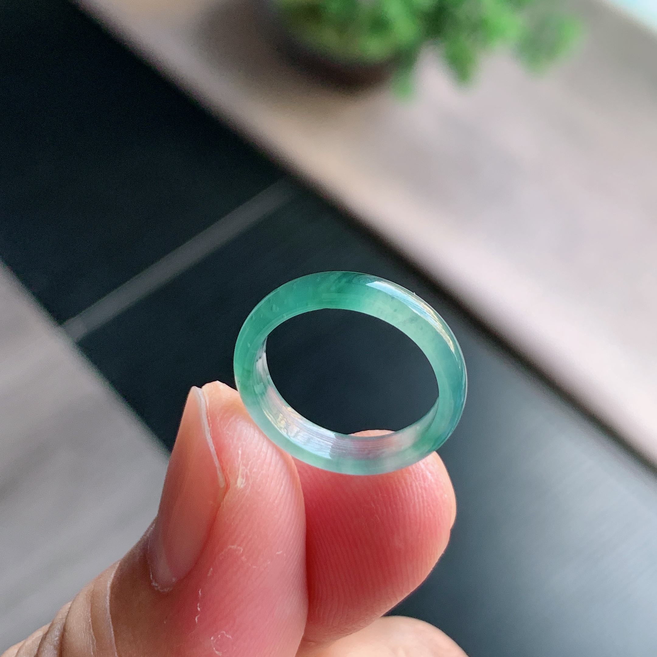 天然A货翡翠冰种10号半山水戒指