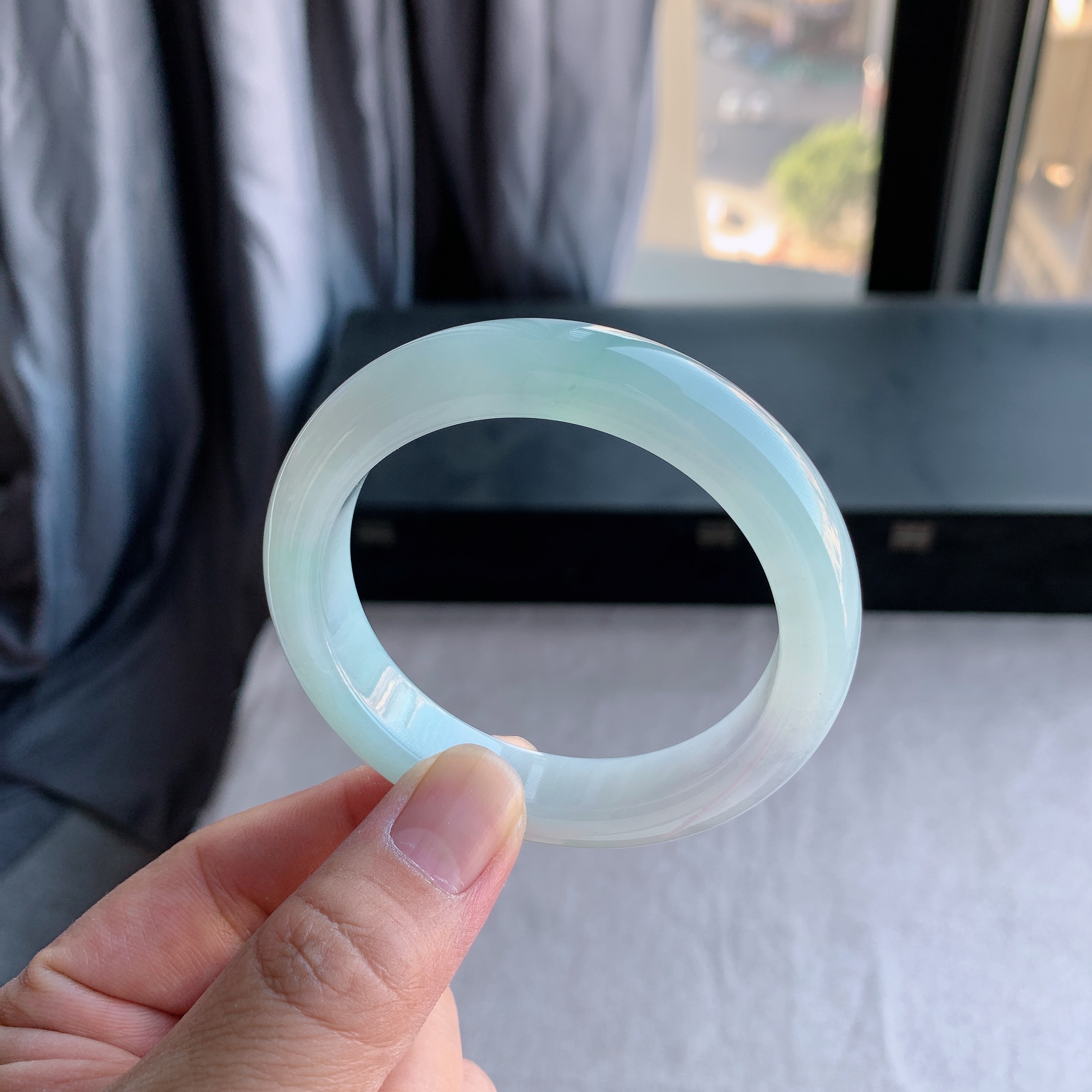 天然A货翡翠57圈口冰糯种手镯