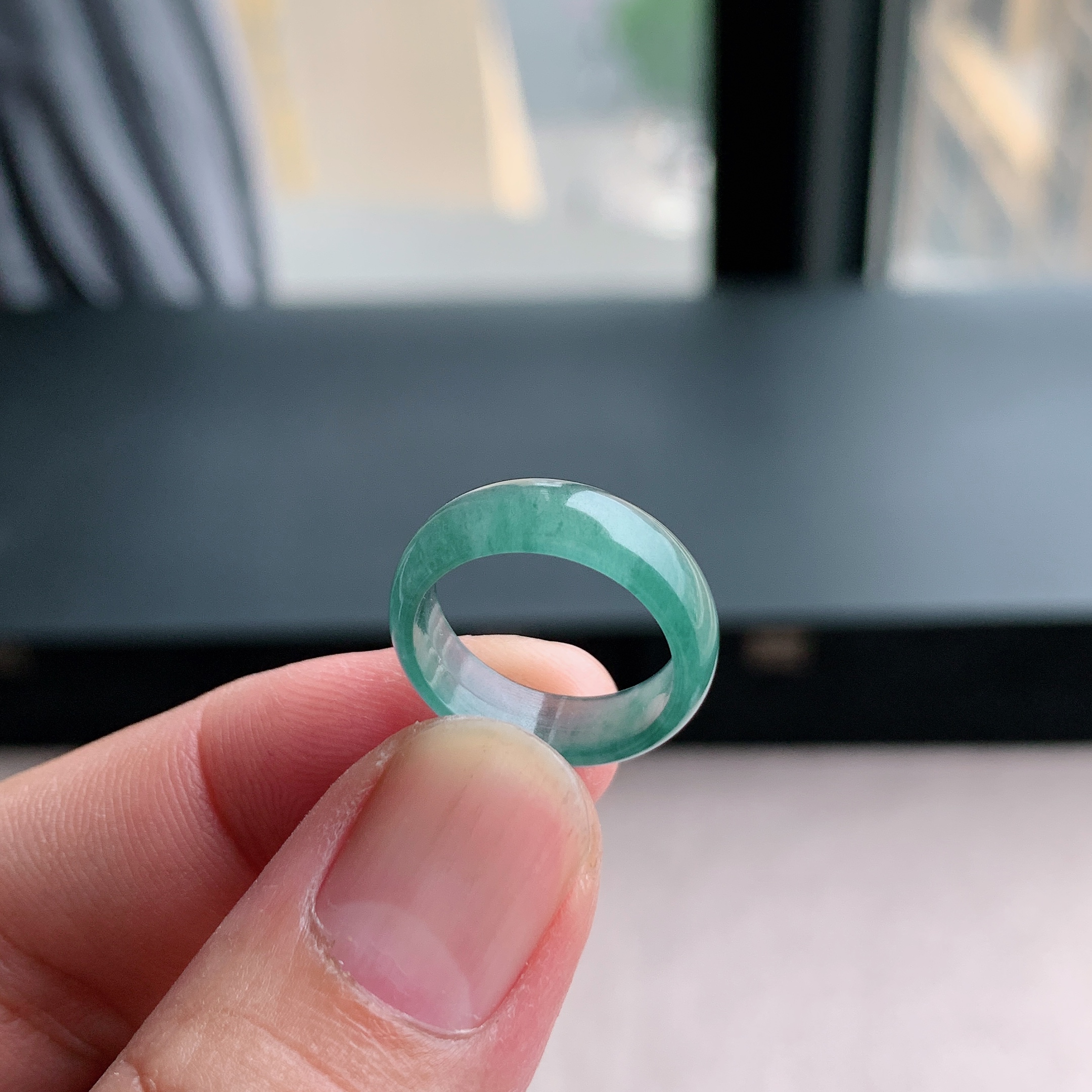 天然A货翡翠冰种10号天空蓝戒指