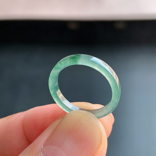 天然A货冰种翡翠飘花方戒