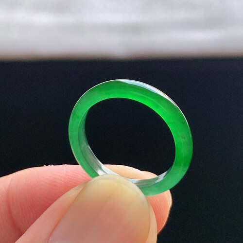 天然A货冰种阳绿翡翠素圈戒指