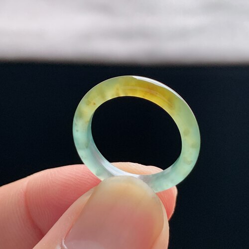 天然A货冰种黄翡翠素圈戒指