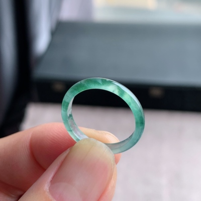 天然A货冰种翡翠飘花素圈戒指