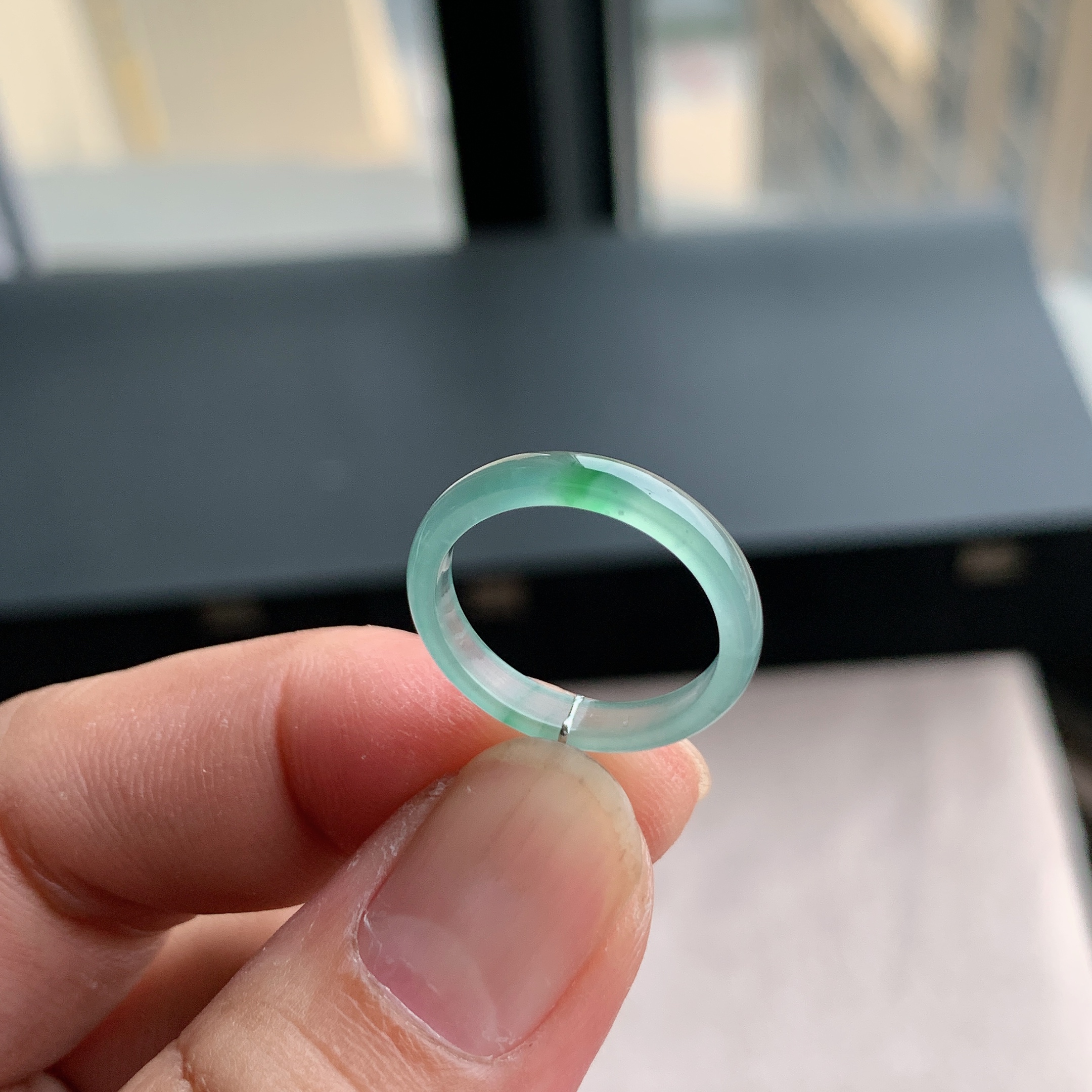 天然A货翡翠冰种14号飘阳绿戒指