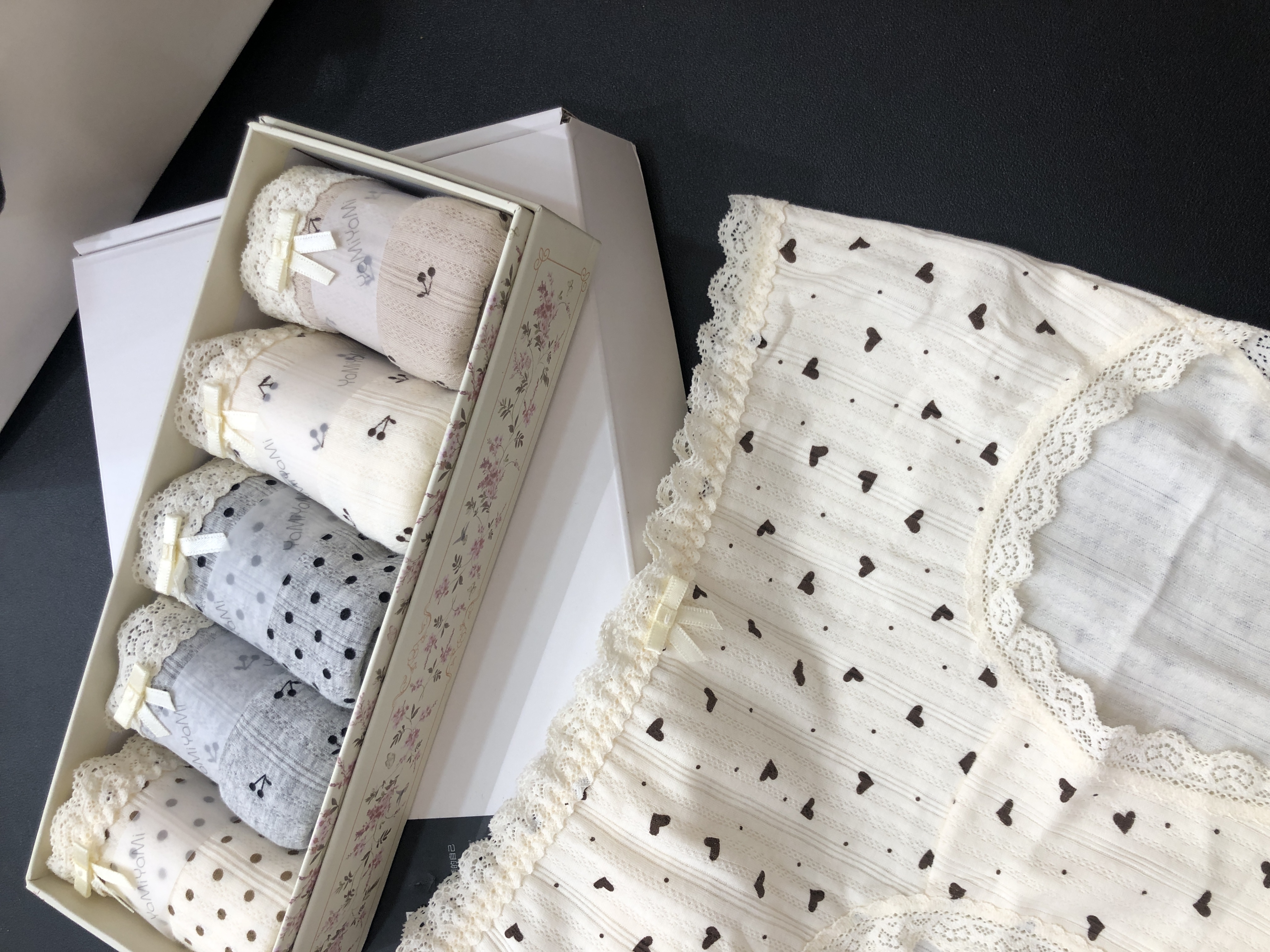 翘秘100棉全棉内裤中腰透气包臀