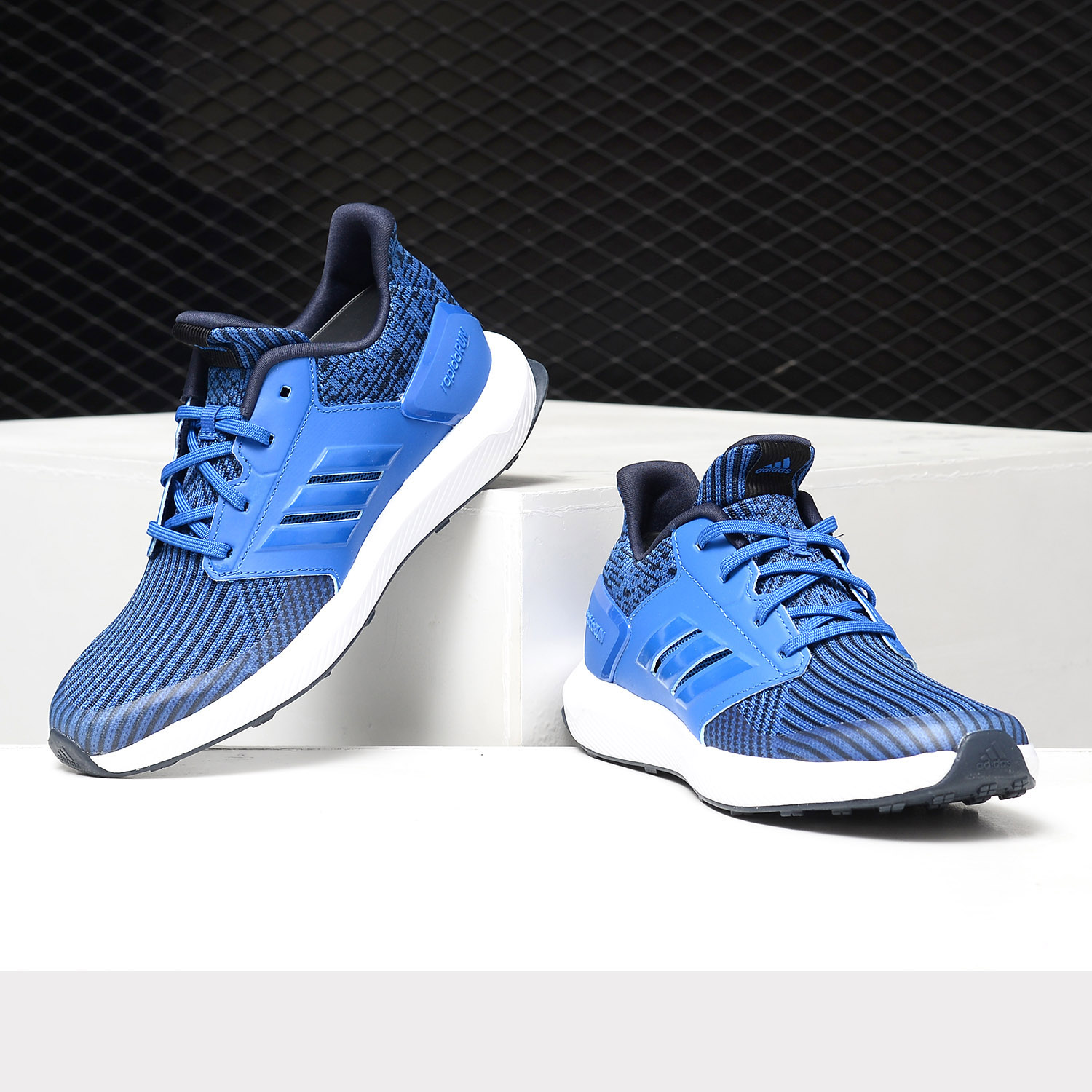 Adidas/阿迪达斯正品 童鞋2019秋冬新款男女大童运动跑步鞋AH2609