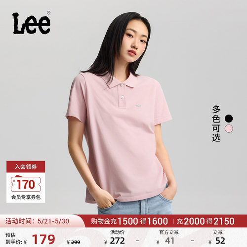 胸前有小徽标Logo细节